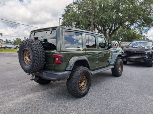 Used 2022 Jeep Wrangler Unlimited Sahara w/ LED Lighting Group AWD/4WD image 4