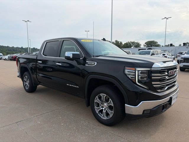 Used 2024 GMC Sierra 1500 SLT AWD/4WD image 1