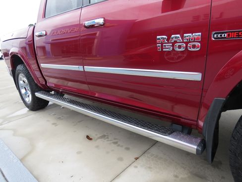 Used 2015 RAM 1500 Laramie w/ Convenience Group AWD/4WD image 10