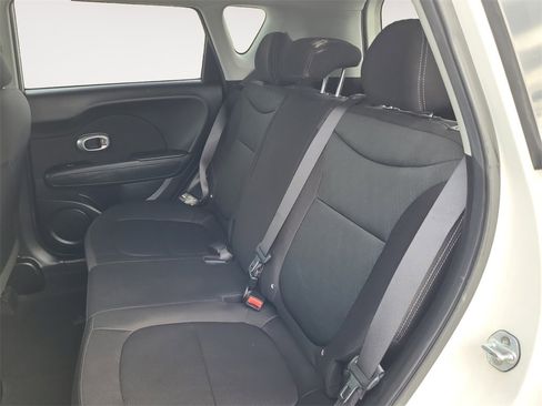 Used 2019 Kia Soul image 13