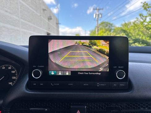 Certified 2024 Honda HR-V LX image 32