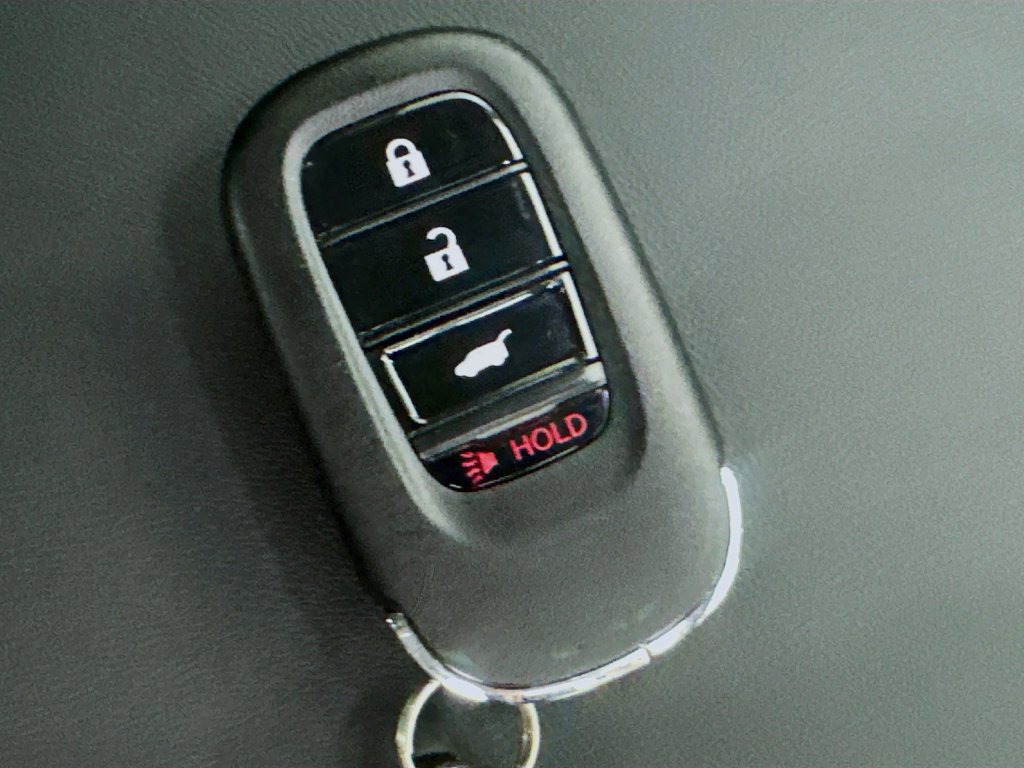 Certified 2026 Honda HR-V LX image 39