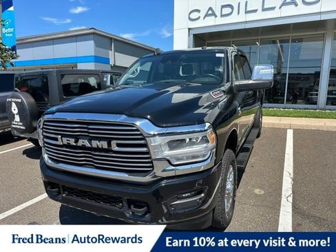 Used 2024 RAM 2500 Laramie w/ Safety Group AWD/4WD image 3