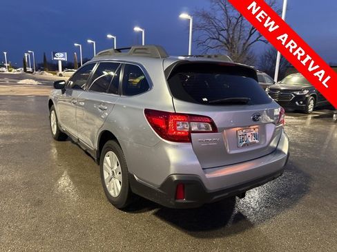 Used 2019 Subaru Outback 2.5i image 6