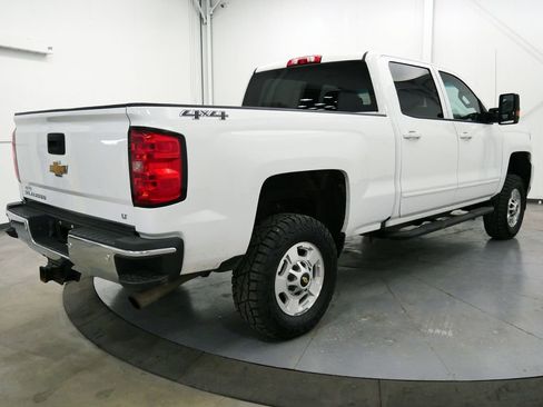 Used 2019 Chevrolet Silverado 2500 LT image 7