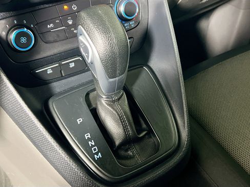 Used 2022 Ford Transit Connect XL image 24