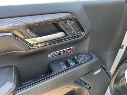 Used 2024 GMC Sierra 1500 AT4 w/ AT4 Premium Package image 15