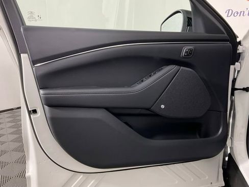 New 2025 Ford Mustang Mach-E Premium image 12