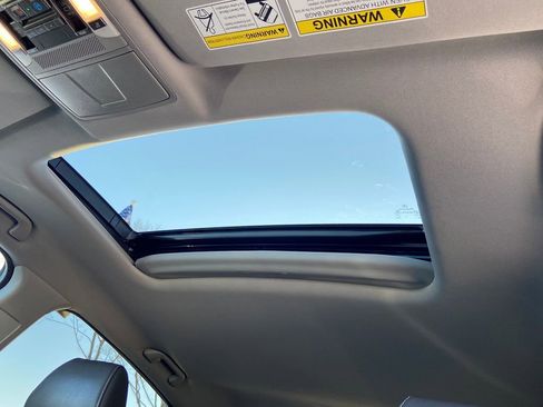 Used 2020 Acura MDX SH-AWD w/ Technology Package image 14