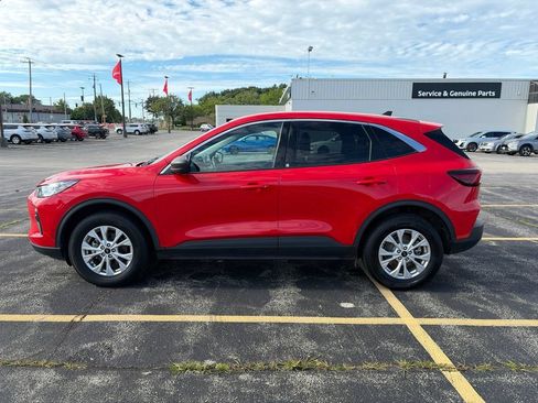 Used 2024 Ford Escape Active AWD/4WD image 2