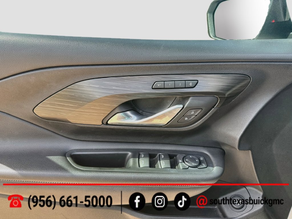 Used 2022 GMC Terrain SLT w/ Infotainment Package II FWD image 10