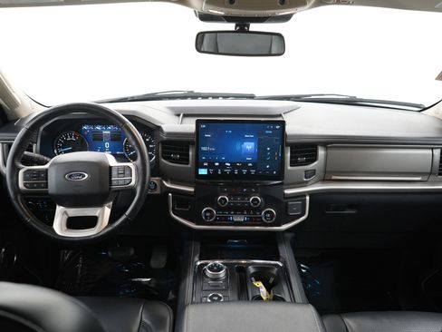 Used 2023 Ford Expedition Max XLT AWD/4WD image 14