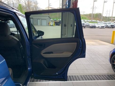 New 2026 Subaru Forester Premium AWD/4WD image 19