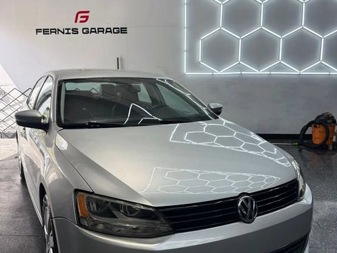 Used 2014 Volkswagen Jetta SE FWD image 9