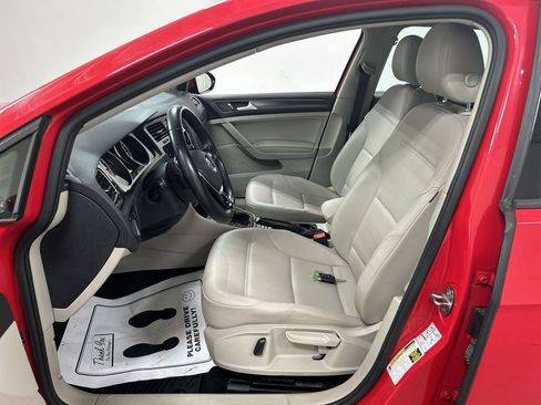 Used 2018 Volkswagen Golf SE FWD image 9