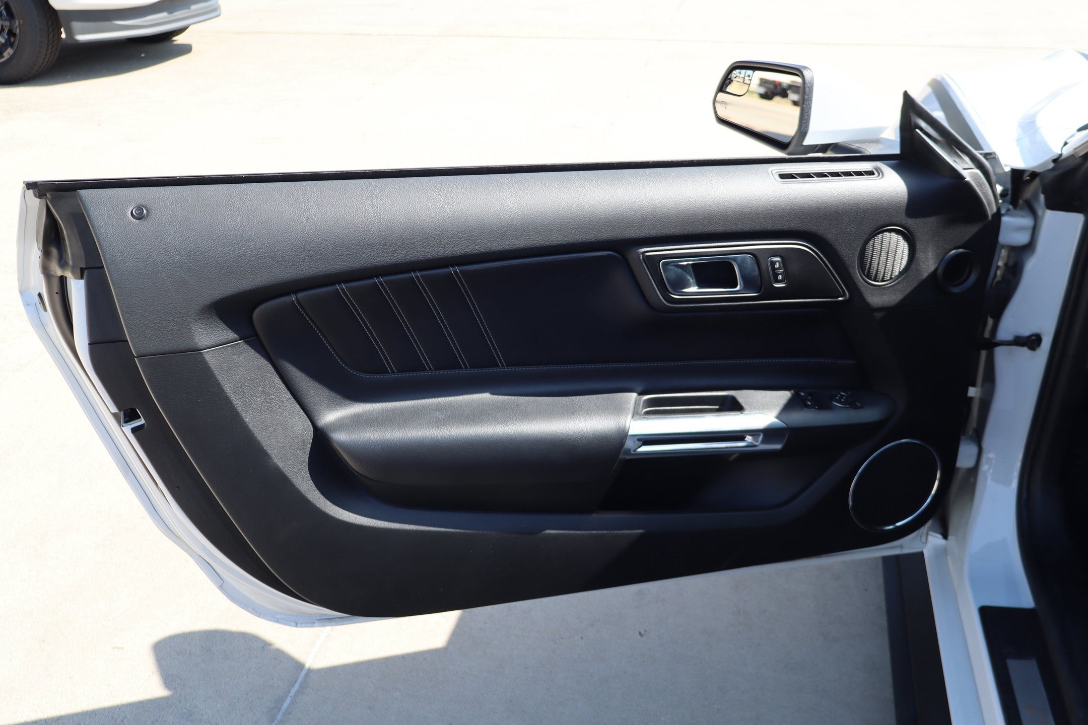 Certified 2020 Ford Mustang GT Premium w/ Black Accent Package RWD image 13