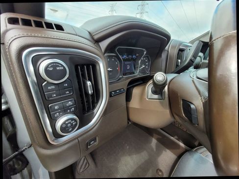 Used 2020 GMC Sierra 2500 Denali w/ Denali Ultimate Package image 15