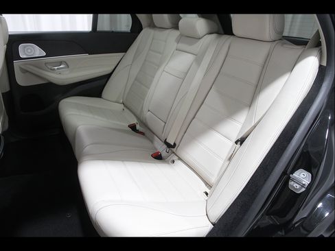 Used 2021 Mercedes-Benz GLE 450 4MATIC image 20