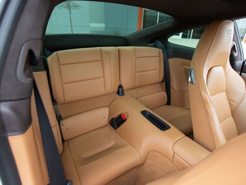 Used 2015 Porsche 911 Turbo S image 35