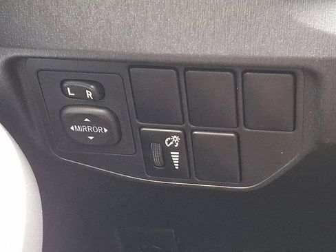 Used 2015 Toyota Prius Three FWD image 22