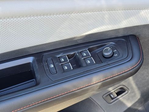 New 2026 Volkswagen Atlas Peak Edition image 23