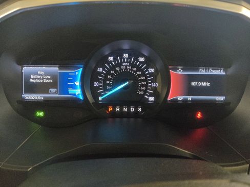 Used 2018 Ford Edge Titanium image 23