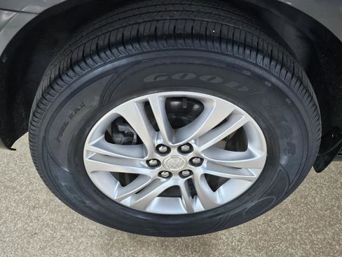 Used 2020 Buick Enclave Essence image 53