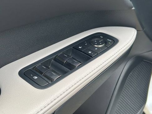 Used 2024 Lexus RX 350 Premium w/ Accessory Package (Z1) FWD image 22