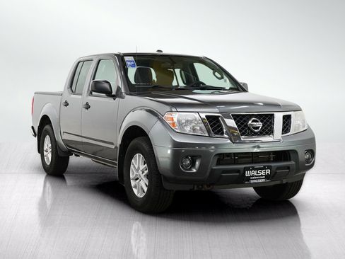 Used 2016 Nissan Frontier SV w/ SV Value Truck Package AWD/4WD image 7