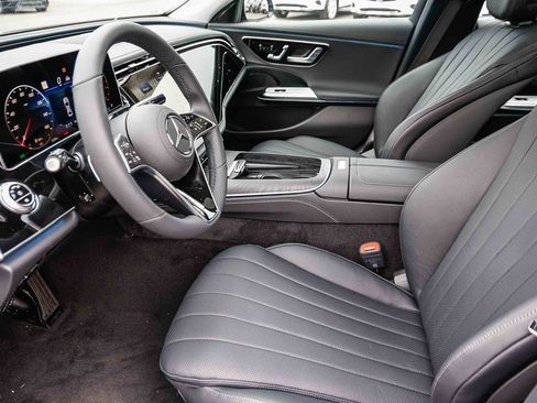 New 2026 Mercedes-Benz E 350 4MATIC Sedan image 19