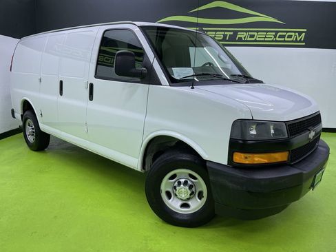 Used 2019 Chevrolet Express 2500 image 1