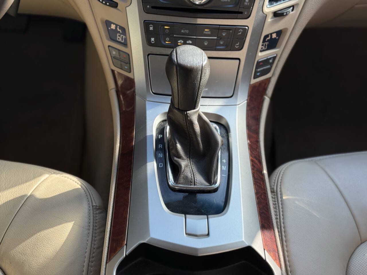 Used 2008 Cadillac CTS 3.6 w/ Wood Trim Package RWD image 18