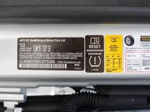 Used 2014 Rolls-Royce Phantom Drophead Coupe image 54