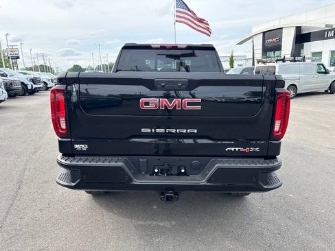 New 2026 GMC Sierra 1500 AT4X AWD/4WD image 4