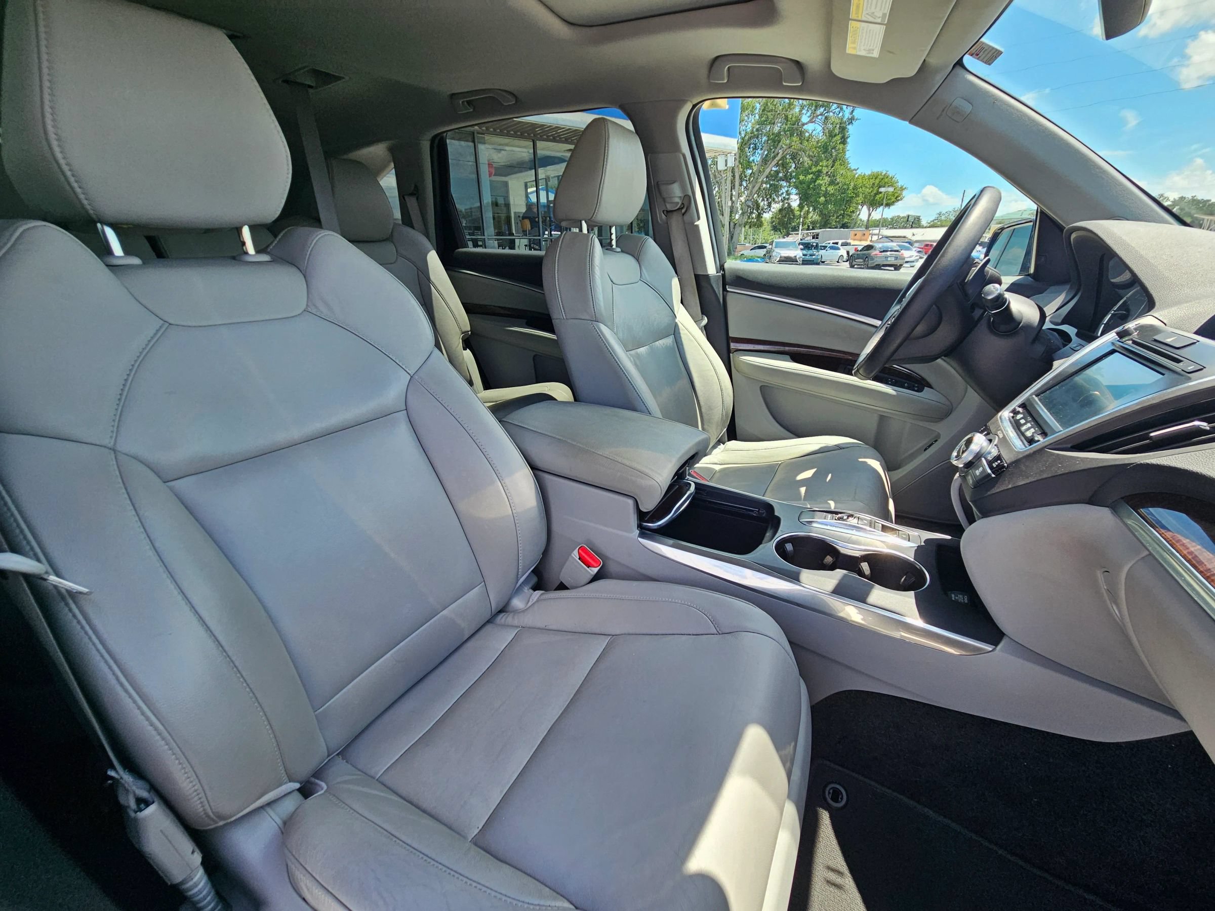 Used 2017 Acura MDX w/ Technology Package FWD image 10
