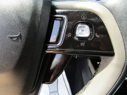 Used 2023 Lincoln Corsair AWD w/ Equipment Group 101A image 32
