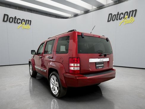 Used 2012 Jeep Liberty Limited Jet image 6