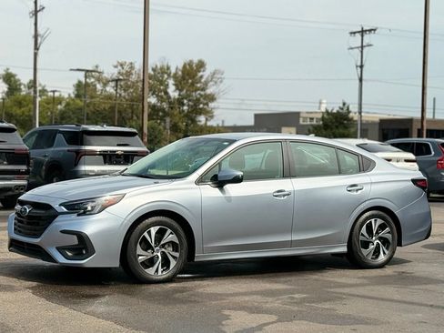 Used 2025 Subaru Legacy Premium AWD/4WD image 36