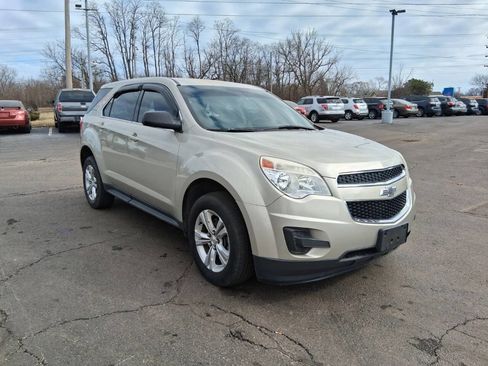 Used 2014 Chevrolet Equinox LS image 3