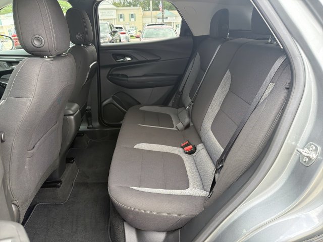Used 2024 Chevrolet TrailBlazer LT FWD image 30