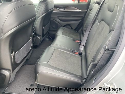 New 2026 Jeep Grand Cherokee Altitude image 26