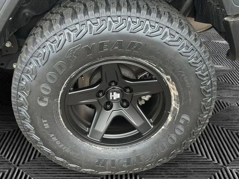 Certified 2025 Jeep Wrangler Unlimited Sport AWD/4WD image 10