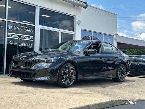 Used 2026 BMW 540i xDrive AWD/4WD image 4