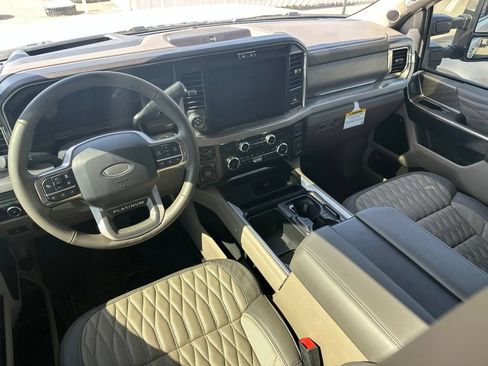 Used 2026 Ford F350 Platinum w/ Platinum Plus Package AWD/4WD image 8