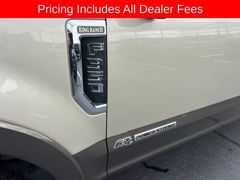 Used 2017 Ford F350 King Ranch w/ King Ranch Ultimate Package AWD/4WD image 2