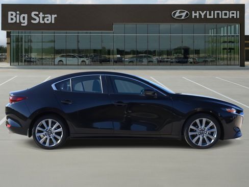 Used 2025 MAZDA MAZDA3 s image 5