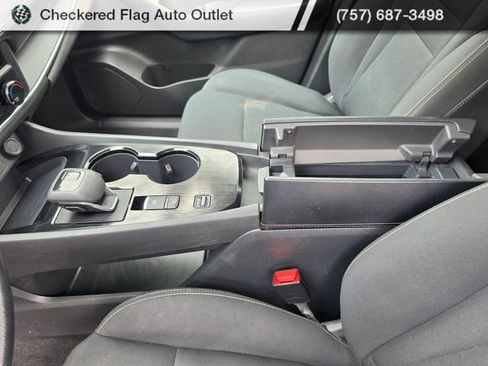 Used 2023 Nissan Rogue S FWD image 35