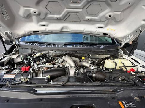 Certified 2024 Ford F350 Lariat w/ Lariat Ultimate Package image 5