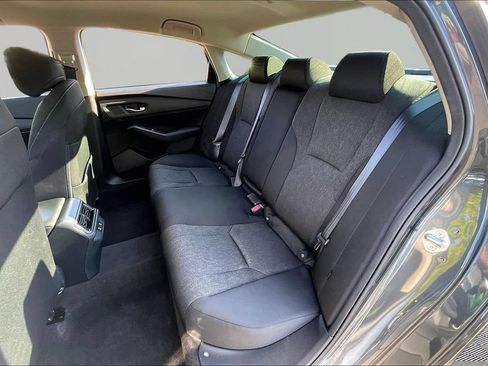 Used 2025 Honda Accord LX image 16
