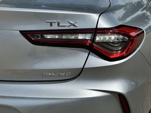 Used 2021 Acura TLX SH-AWD image 7